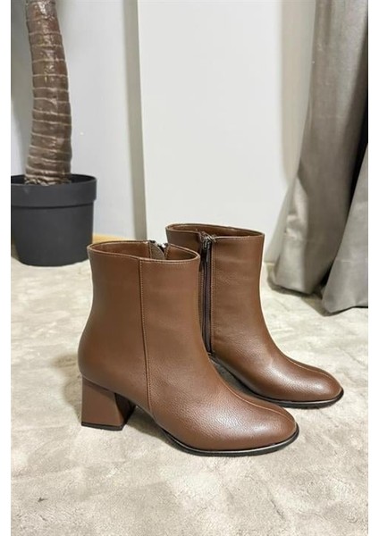 Kadın Marta Kahverengi Kalın Topuklu Yumurta Burun Fermuarlı Bot indirimleri