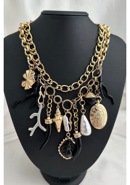 Siyah ve Altın Inci Detaylı Gotik Tarz Zincirli Charm Tasarım Kolye fiyatları