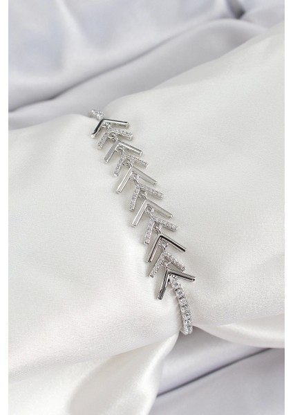 Bfs Pirinç Gümüş Renk Zirkon Taşlı Balık Sırtı Kadın Bileklik