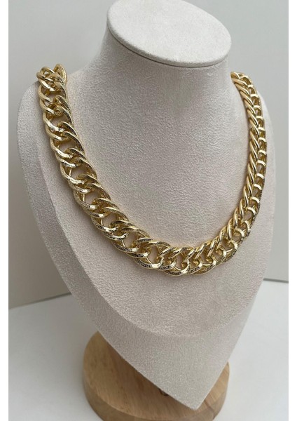 Gold Dokulu Kalın Kolye