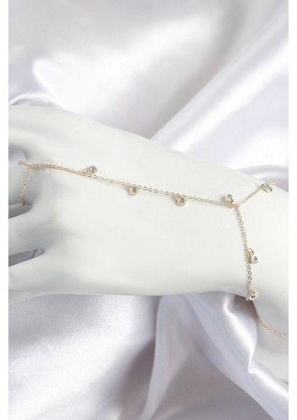 Bfs Pirinç Zirkon Taşlı Sallantılı Model Gold Renk Kadın Şahmeran