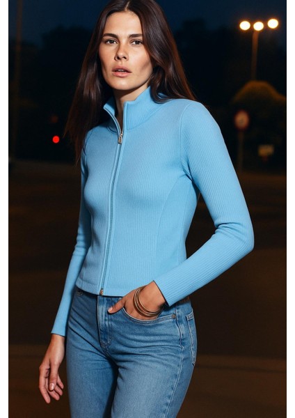 Slim Fit Fermuarlı Uzun Kollu hırka fiyatları