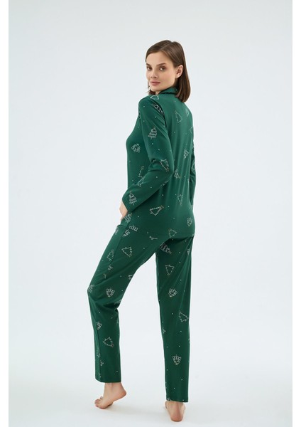 Kadın Uzun Kollu Düğmeli Yaka Çam Ağacı Desenli Yeşil Pijama Takımı C8T7N071 modelleri