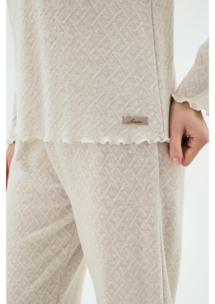 Kadın Dantel Detaylı V Yaka Uzun Kollu Krem Pijama Takımı C2T7N071 fırsatları
