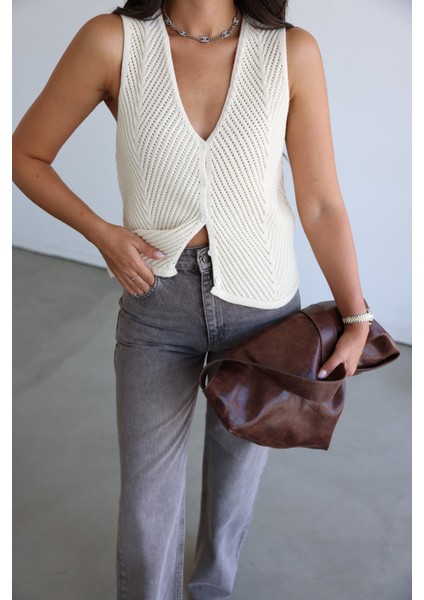 V Yaka Selanik Örgü Yelek modelleri