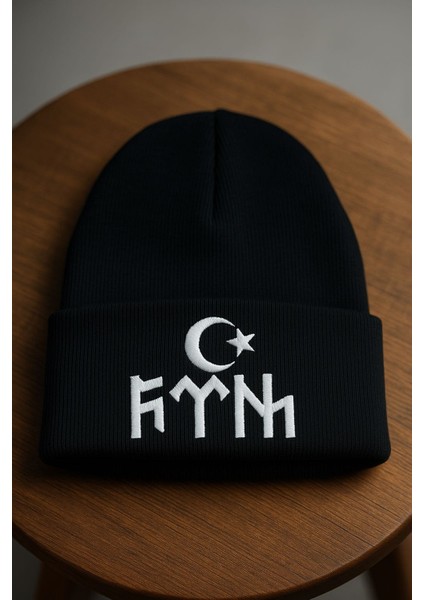 Göktürkçe “türk” Yazılı Unisex Bere Şapka fırsatları