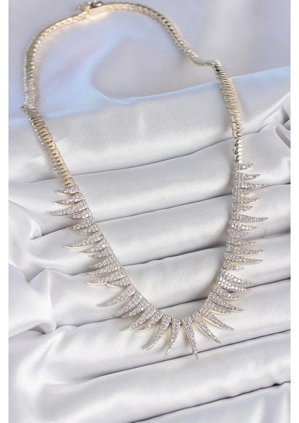 Bfs Pirinç Gold Renk Zirkon Taşlı Sivri Model Vıp Seri Kadın Kolye fiyatları