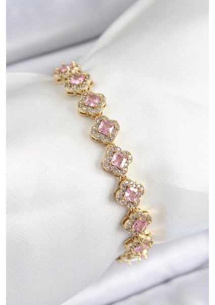 Bfs Pirinç Zirkon Taşlı Pembe Yonca Baget Model Gold Renk Vıp Seri Kadın Bileklik