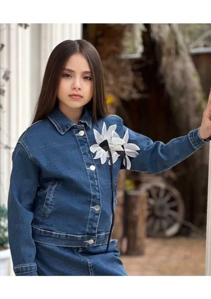 Kız Çocuk Üç Boyutlu Çiçek Aksesuarlı Kot Ceket-Jeans Ceket indirimleri
