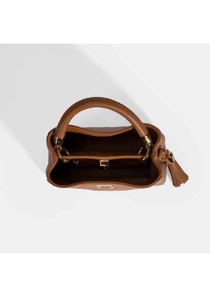 Kadın Kahve Püskül Aksesuarlı Deri El Çantası
