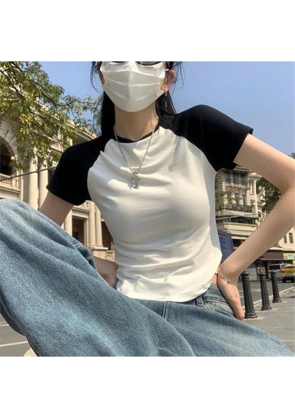 Siyah Raglan Kollu Beyaz Basic Kısa Kollu Crop fiyatları