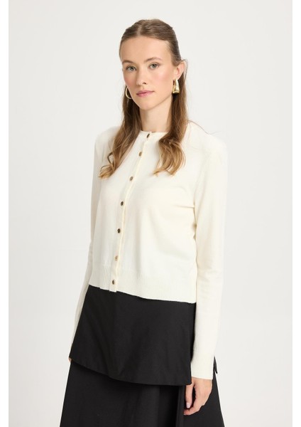 Düğmeli Triko Hırka Ekru