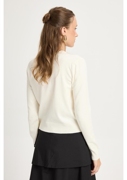 Düğmeli Triko Hırka Ekru indirimleri