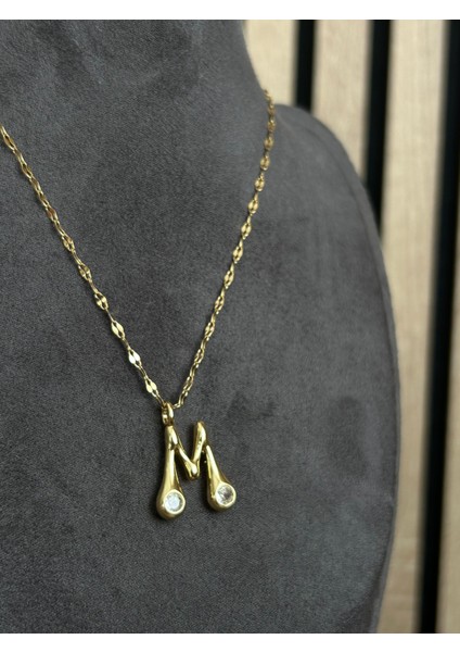 M Harfli Çelik Kolye modelleri