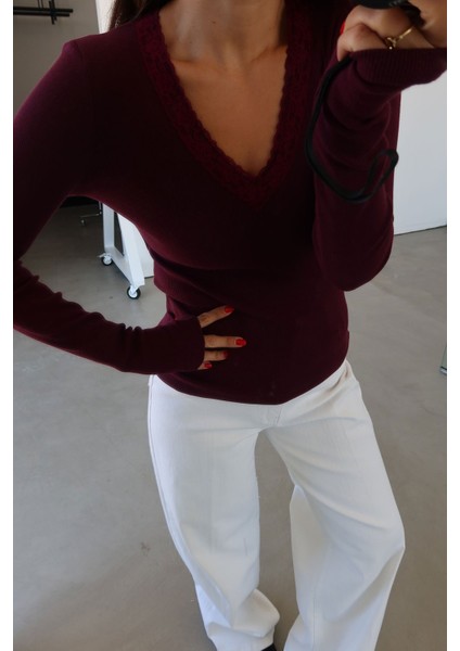 Yakası Dantelli Uzun Kollu Bluz modelleri