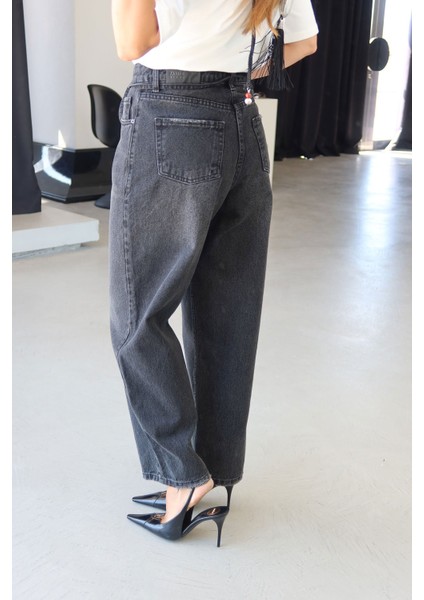 Yıkamalı Beli Bağcıklı Baggy Jean indirimleri