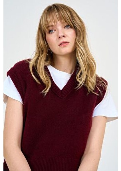 Kadın Cherry V Yaka Fitilli Kenarlı Kolsuz Süveter