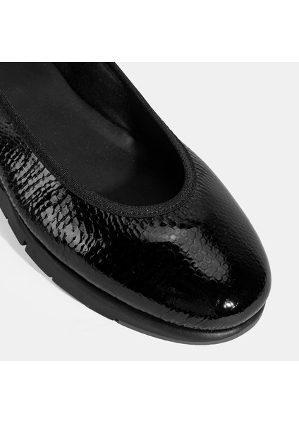 Kadın Siyah Desacomfort Günlük Deri Ayakkabı fırsatları