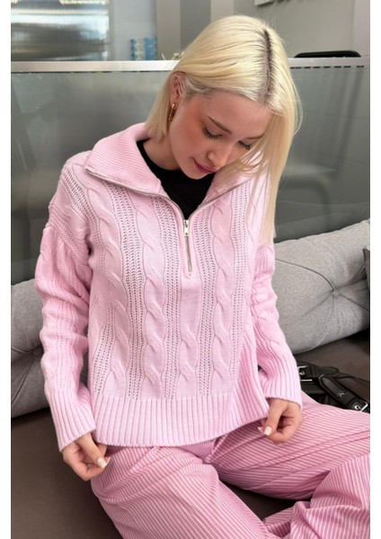 Pembe Örgü Desenli Fermuarlı Yaka Kadın Triko Kazak MG2546 modelleri