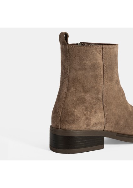 Kadın Kahve Fermuarlı Süet Deri Bot