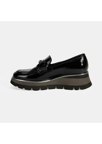 Kadın Siyah Toka Detaylı Dolgu Topuklu Rugan Loafer modelleri