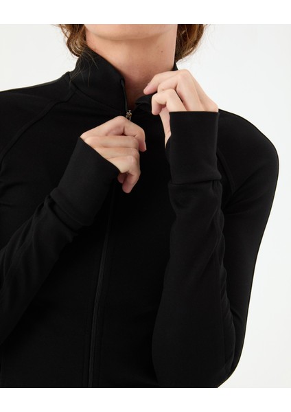 Siyah Dar Fit Spor Üst indirimleri