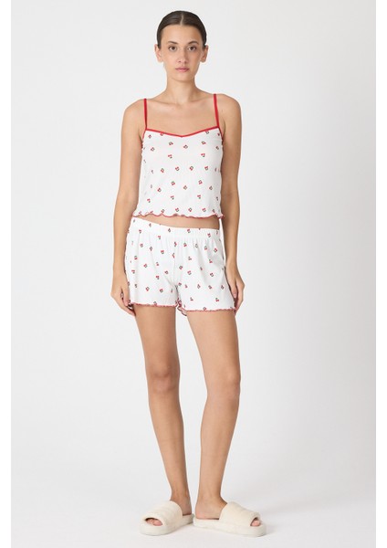 Beyaz Kiraz Desenli Kadın Pijama Takımı 3415 modelleri