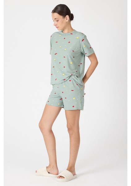 Çağla Yeşili Meyve Desenli Kısa Kollu Pijama Takımı 3407 fırsatları