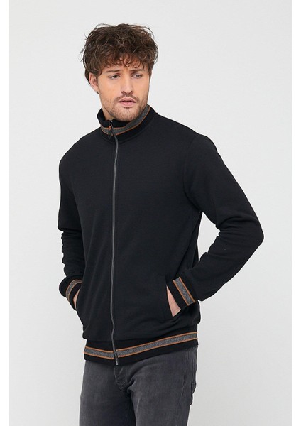 Erkek Siyah Regular Fit Dik Yaka Fermuarlı Uzun Kollu Hırka modelleri
