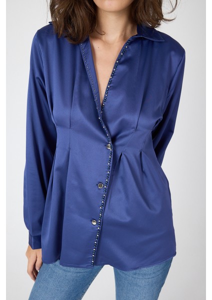 Laci Kruvaze Kesim Taş İşlemeli Kadın Saten Gömlek 8149A indirimleri