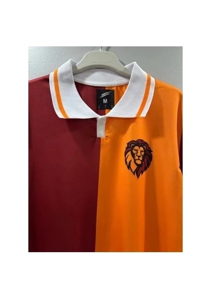 Sarı-Kırmızı Parçalı Aslan Temalı Tişört modelleri