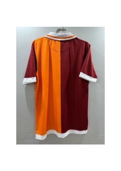 Sarı-Kırmızı Parçalı Aslan Temalı Tişört fırsatları