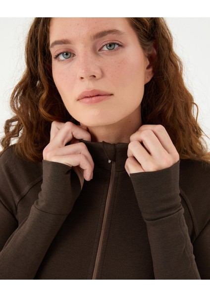 Kahverengi Dar Fit Spor Üst indirimleri