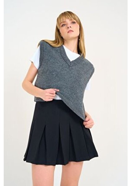 Kadın Antrasit V Yaka Fitilli Kenarlı Kolsuz Süveter modelleri