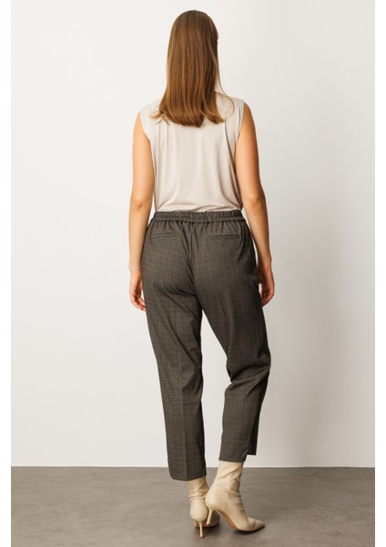 Kadın Büyük Beden Kendinden Desenli Likralı Pantolon 1069 Kahverengi fırsatları