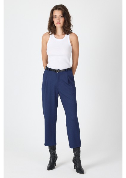 Laci Pileli Kemerli Kadın Kumaş Pantolon 8120A modelleri
