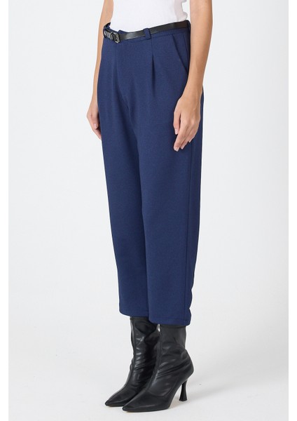 Laci Pileli Kemerli Kadın Kumaş Pantolon 8120A fırsatları