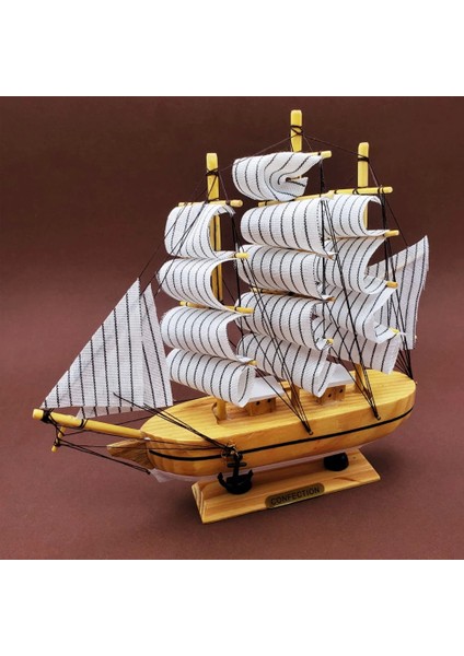 Büyük Boy Yelkenli Ahşap Gemi modelleri