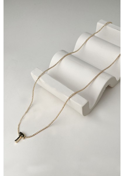 Altın Rengi Üç Boyutlu T Harfi Kolye (45+5cm)