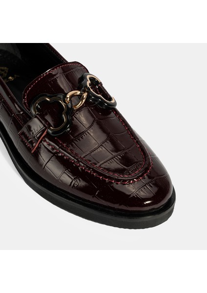 Kadın Bordo Kroko Baskılı Toka Detaylı Deri Loafer