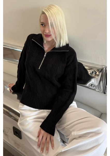 Siyah Örgü Desenli Fermuarlı Yaka Kadın Triko Kazak MG2546 fırsatları