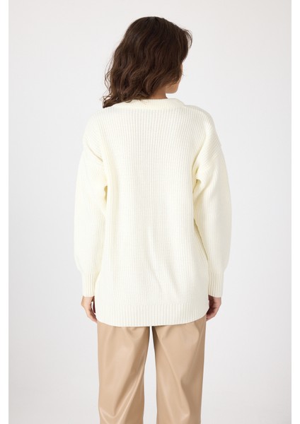 Kemik V Yaka Düğmeli Örme Kadın Hırka 6765