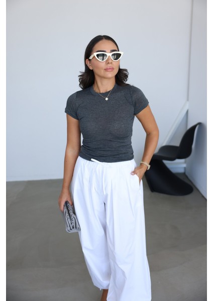 Kısa Kol Bisiklet Yaka Tişört modelleri