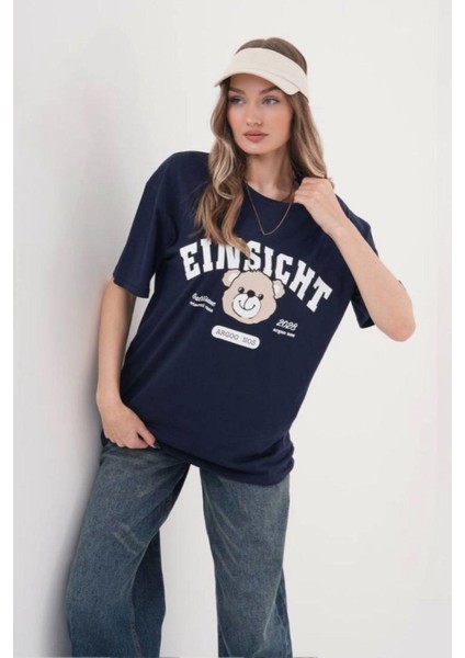 Lacivert Ayıcık Desenli Oversize Kadın Tişört