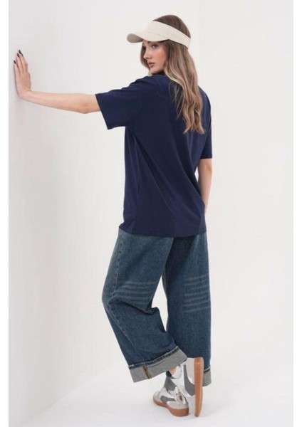 Lacivert Ayıcık Desenli Oversize Kadın Tişört fiyatları