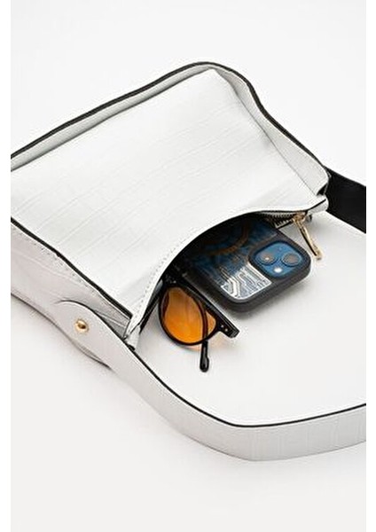 Kadın Kroko Desenli Baget Çanta indirimleri