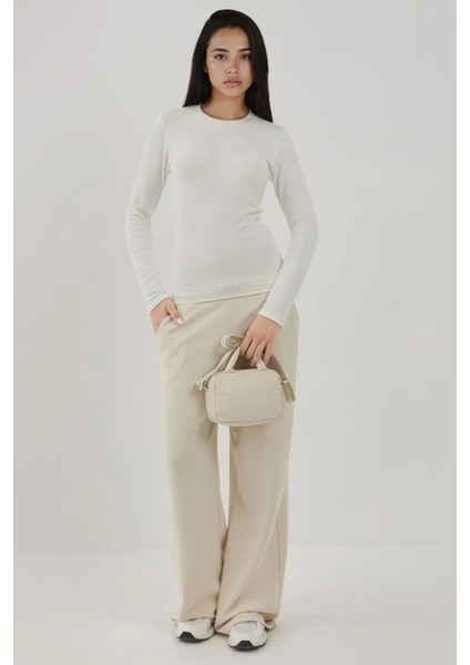 Kadın Slim Fit Yuvarlak Yaka Uzun Kollu Üst Beyaz