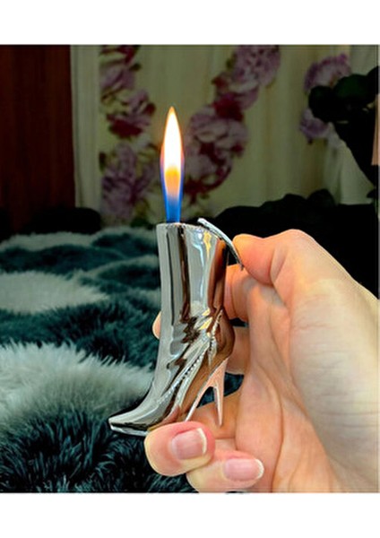 Sıradışı Topuklu Çizme Görünümlü Kadınlara Özel Doldurulabilir Çakmak