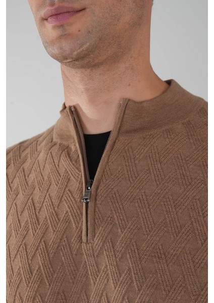 Camel Yarım Balıkçı Yaka Fermuar Detaylı Jakarlı Erkek Triko TR23K23208_D70 modelleri