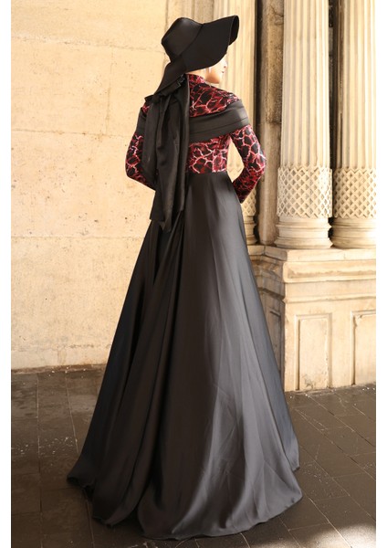 Frezya Parıltılı Şık Tesettür Abiye